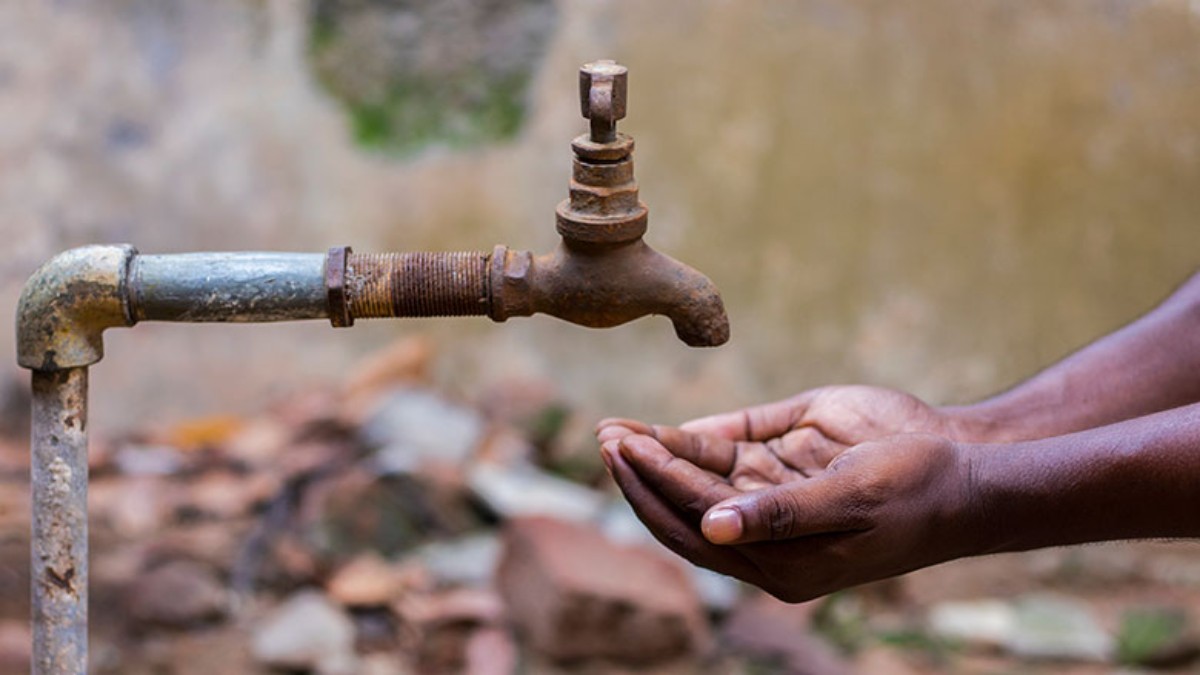 जल स्तर घटने से इस गांव में छाया पेयजल संकट, सबमर्सिबल जलने से बढ़ी ग्रामीणों की परेशानी