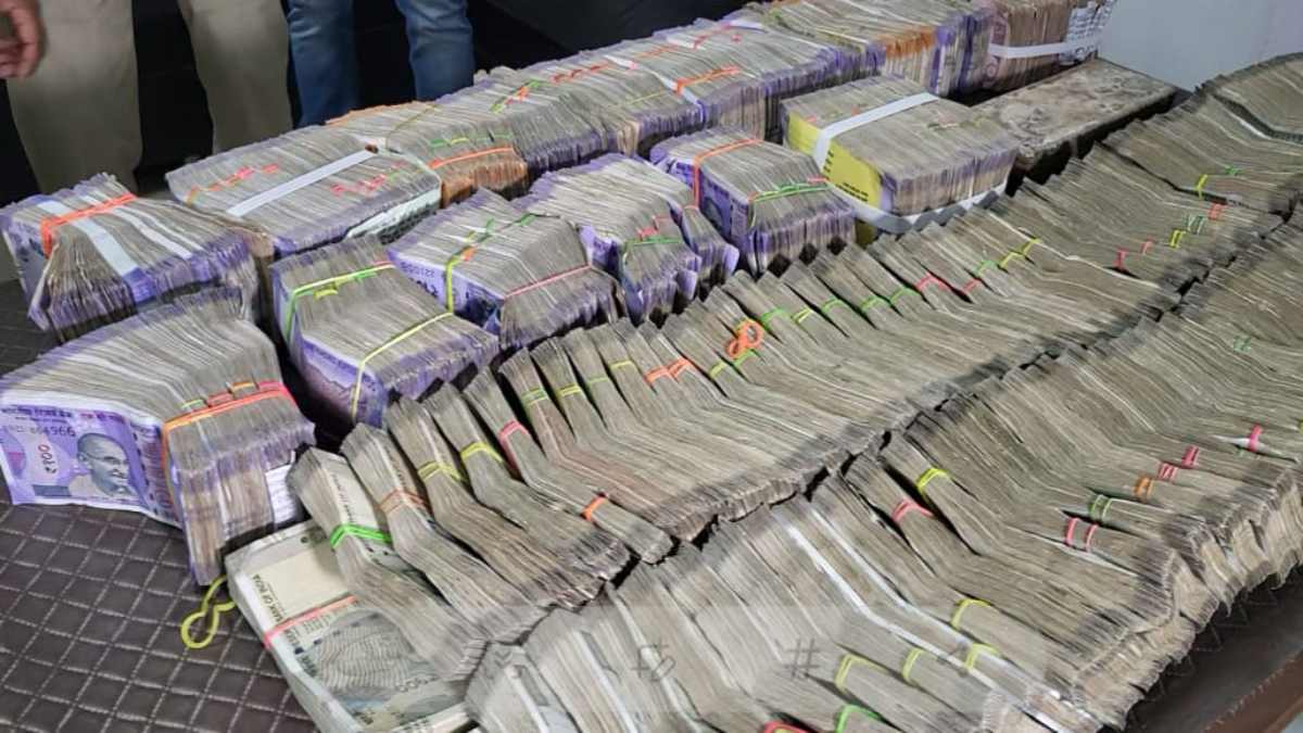 260 करोड़ से अधिक की सामग्रियां जब्त: 23 करोड़ के ड्रग्स, 38 करोड़ की शराब बरामद