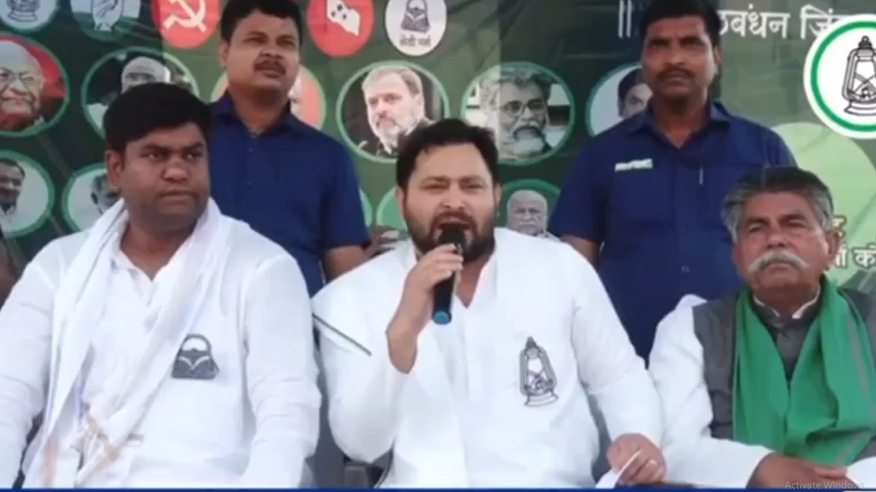 बीजेपी हो गई सफाचट-सफाचटः माहौल एकदम टनाटन…महिलाओं को ₹𝟏 लाख मिलेगा खटाखट… 𝟏 करोड़ नौकरियां मिलेंगी फटाफट, देखें तेजस्वी का ये शायराना VIDEO