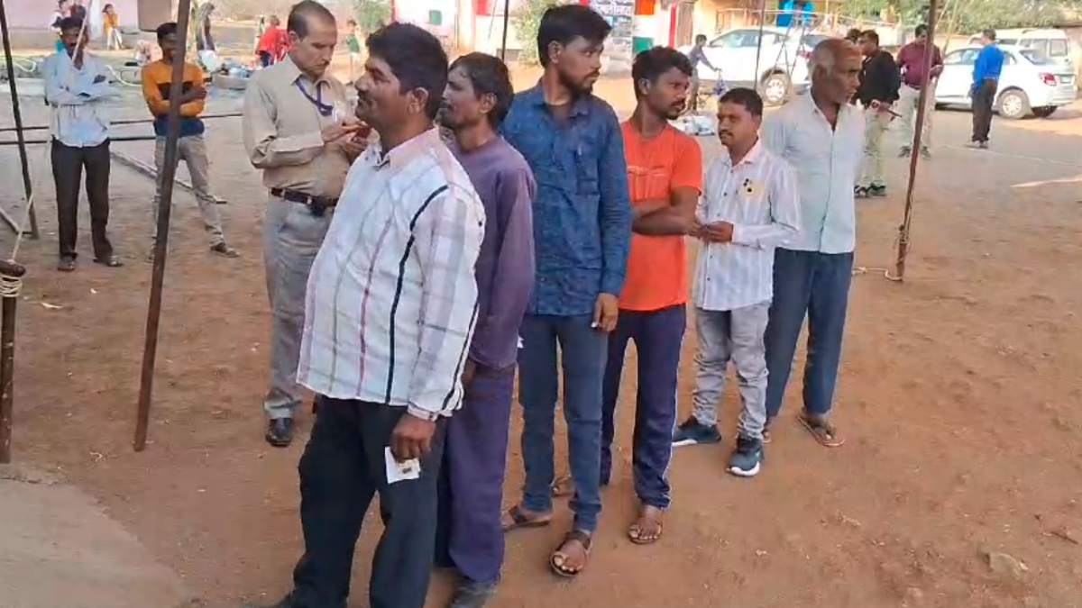 बैतूल लोकसभा में पुनर्मतदान शुरू: 4 मतदान केंद्रों पर होगी वोटिंग, EVM जलने से हो रही री पोलिंग