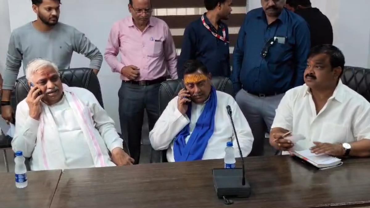 MP BREAKING: कांग्रेस, भाजपा और BSP प्रत्याशी नजरबंद, ये है बड़ी वजह