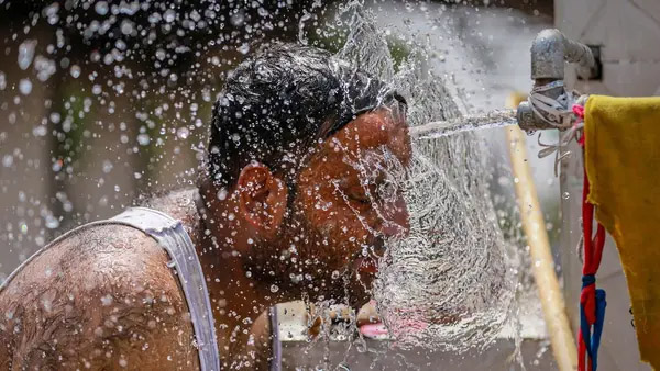 दिल्ली में पानी बर्बाद करने पर 2000 का जुर्माना लगेगा