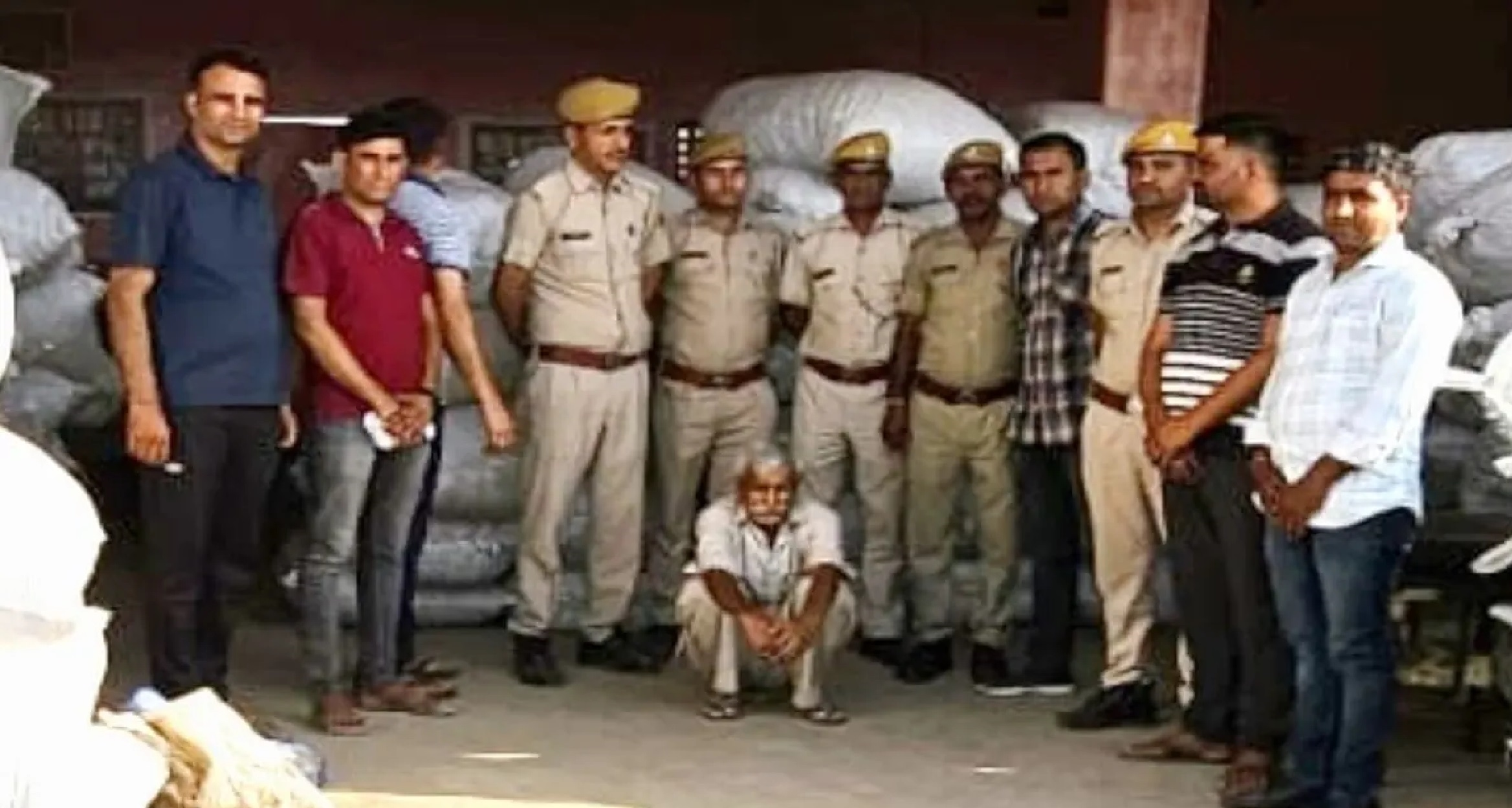 राजस्थान पुलिस की बड़ी कार्रवाई, 5 करोड़ की अवैध डोडा पोस्त की खेप बरामद