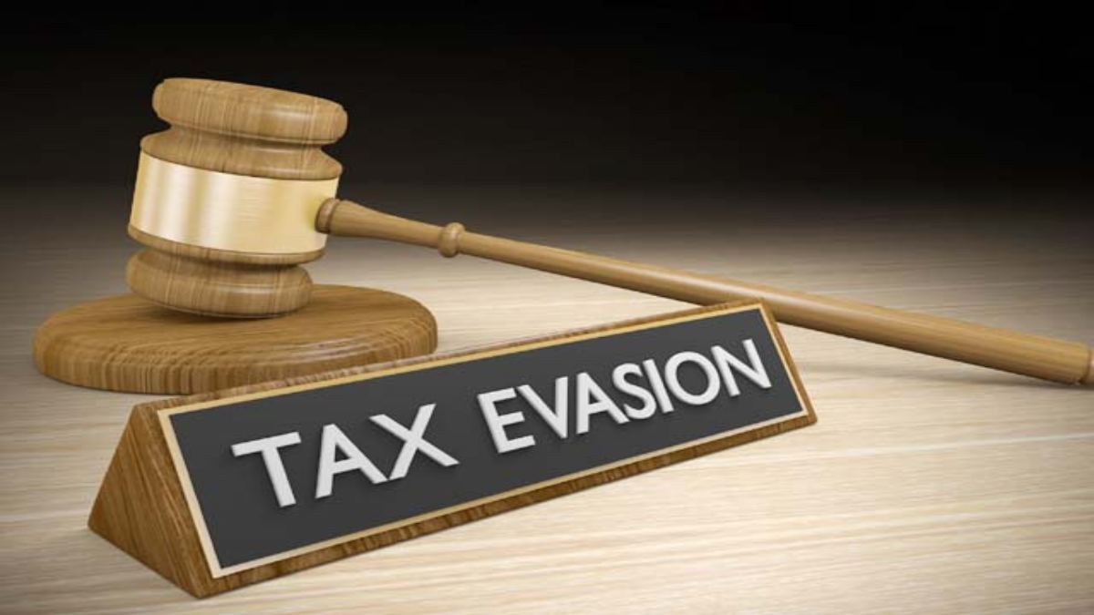 Commercial Tax Department Action: 143 व्यवसायियों से वसूले 35.06 करोड़ रुपए, 34 वाहनों को पकड़कर 2 करोड़ से अधिक रुपए जमा करवाए