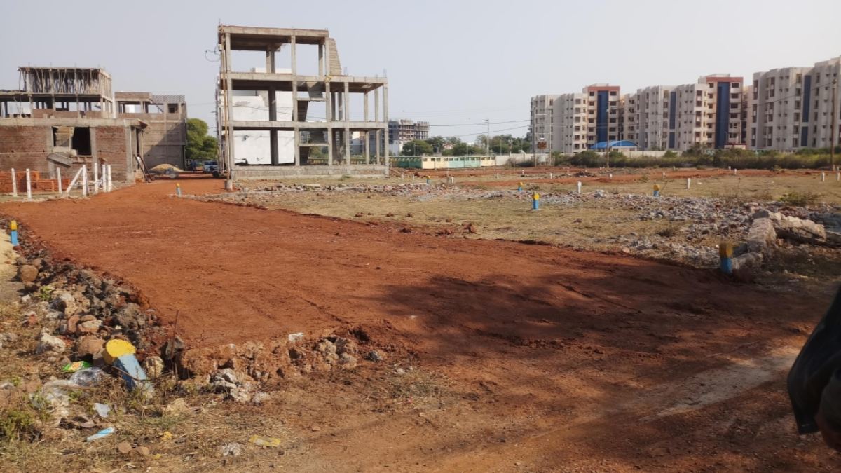 MP NEWS: अवैध कॉलोनाइजर पर प्रशासन सख्त, खाली प्लॉट की होगी नीलामी