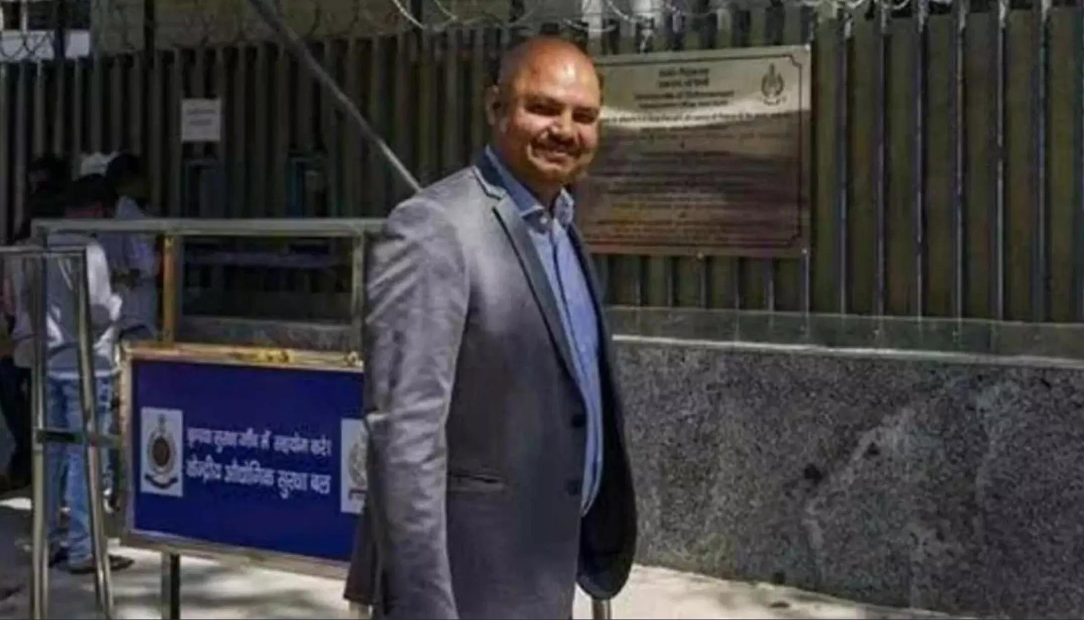 कहां है दिल्ली सीएम का पूर्व सहायक विभव कुमार? पुलिस कर रहीं तलाश