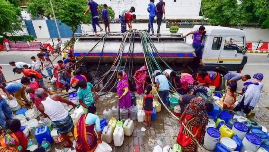 दिल्ली में जल संकट के बीच दिल्ली सरकार ने बुलाई आपात बैठक