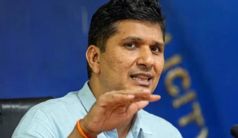 दिल्ली में बच्चों के अस्पताल में आग पर AAP सरकार ऐक्शन में, स्वास्थ्य मंत्री ने बुलाई हाईलेवल बैठक