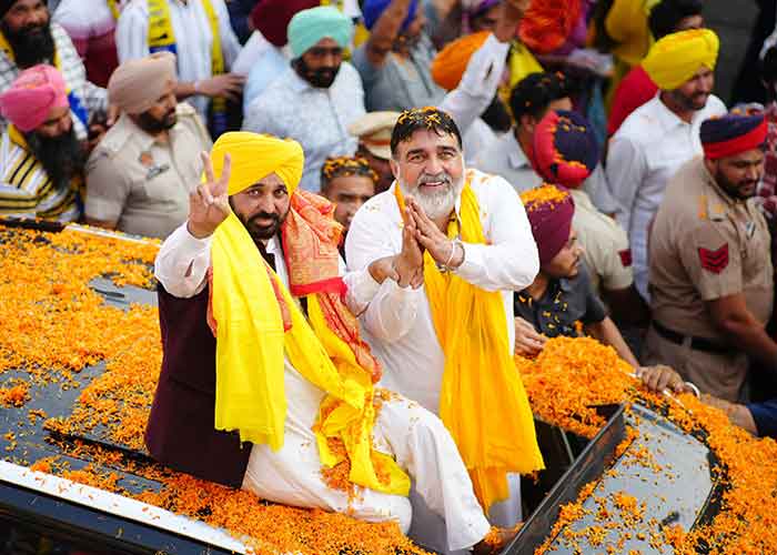 Punjab Loksabha Election 2024 : लुधियाना में AAP कैंडिडेट पप्पी ने किया नामांकन, आज सीएम निकालेंगे रोड शो