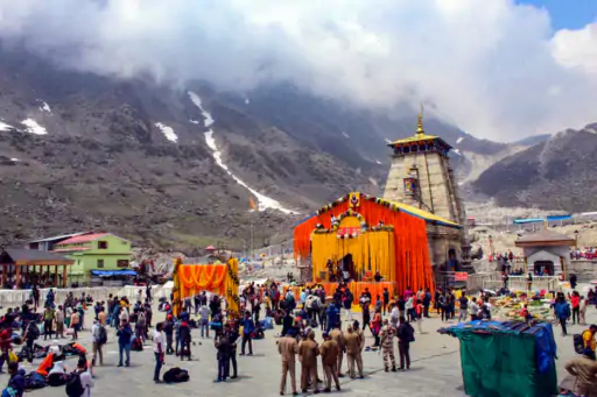 खुल गए प्रभु के द्वारः बाबा केदारनाथ के कपाट खुले, सामने आई पहली तस्वीर और Video, घर बैठे करें बाबा के दर्शन