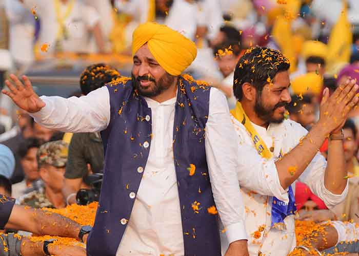 सीएम मान ने कहा, सोने का चम्मच लेकर पैदा होने वाले कभी आम लोगों का दुख नहीं समझ सकते