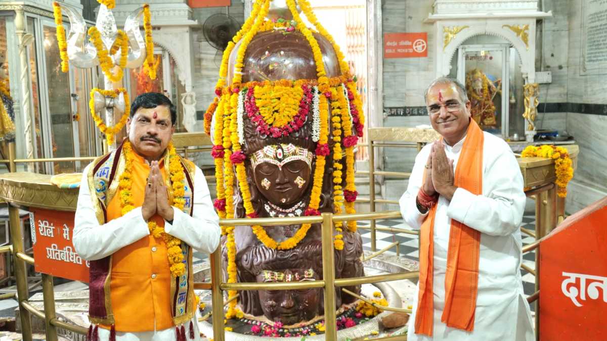 CM डॉ मोहन यादव ने किए पशुपतिनाथ जी के दर्शन, प्रदेशवासियों के सुख समृद्धि की कामना की