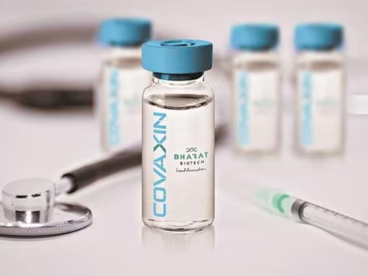 Covaxin side-effects: कोवैक्सिन लगाने वाली महिलाओं में Period से जुड़ी परेशानी आई सामने, युवा लड़कियों में सबसे ज्यादा साइड-इफेक्ट्स
