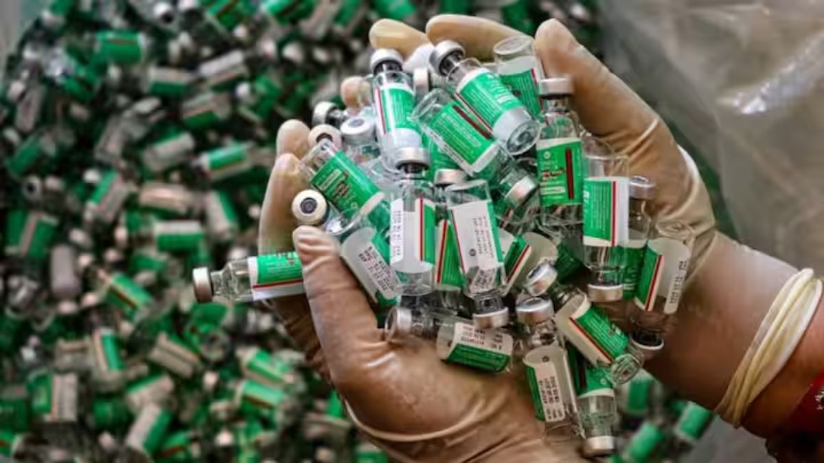 COVID-19 Vaccine पर बड़ी खबरः Covishield Vaccine बनाने वाली कंपनी अपनी कोरोना वैक्सीन वापस लेगी, साइड इफेक्ट के बीच कंपनी का ऐलान