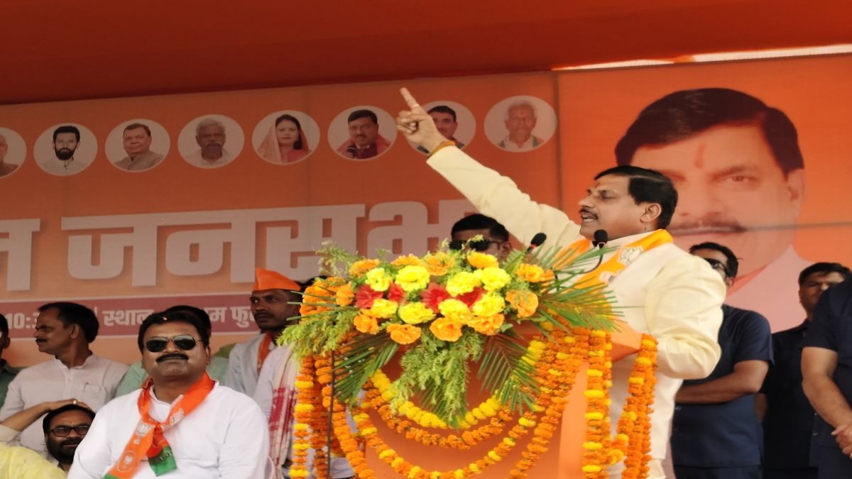 झारखंड में गरजे CM मोहन: कांग्रेस पर साधा निशाना, मंत्री आलमगीर को बताया ‘चोरगीर’, कहा- चोरी करोगे तो  जेल जाओगे