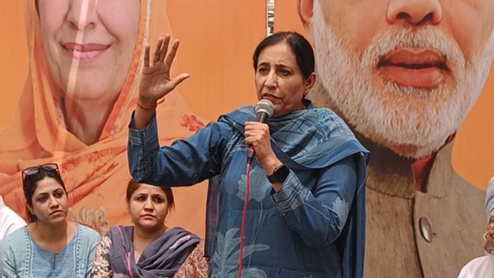 IAS Parmapal Kaur ने कहा… पंजाब सरकार ने जो कार्रवाई करनी है करे वह नौकरी पर वापिस नहीं जाएंगी