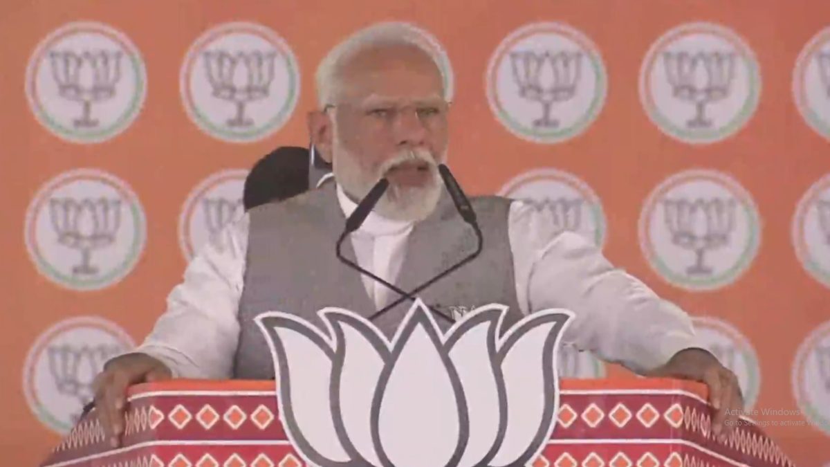 कांग्रेस मर रही, पाकिस्तान रो रहा… गुजरात में गरजे PM मोदी, कहा- आज Congress और Pakistan की पाटनर्शिप एक्सपोज हुई