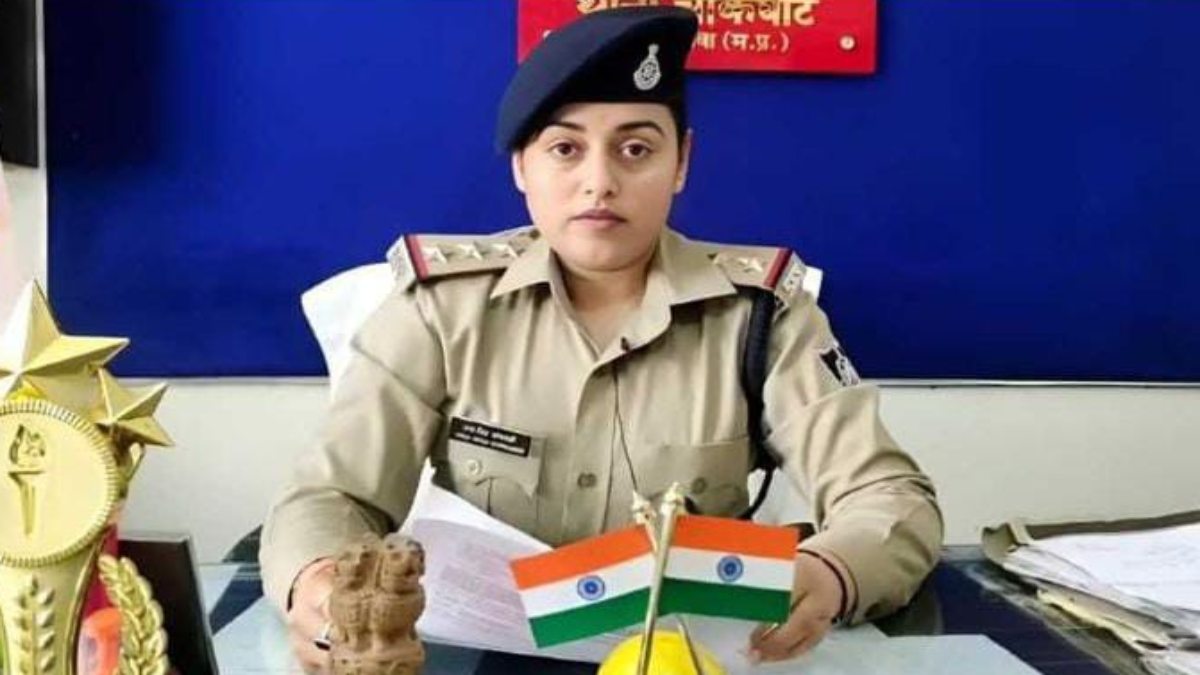 ‘तेरे नेताओं की ऐसी की तैसी, मुझे घंटा फर्क नहीं पड़ता’: महिला TI ने फरियादी को दी धमकी, ऑडियो वायरल होने पर SP ने किया लाइन अटैच