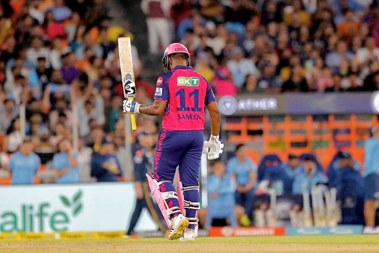 IPL 2024: संजू सैमसन को अंपायर्स से भिड़ना पड़ा भारी, BCCI ने दी ये सजा