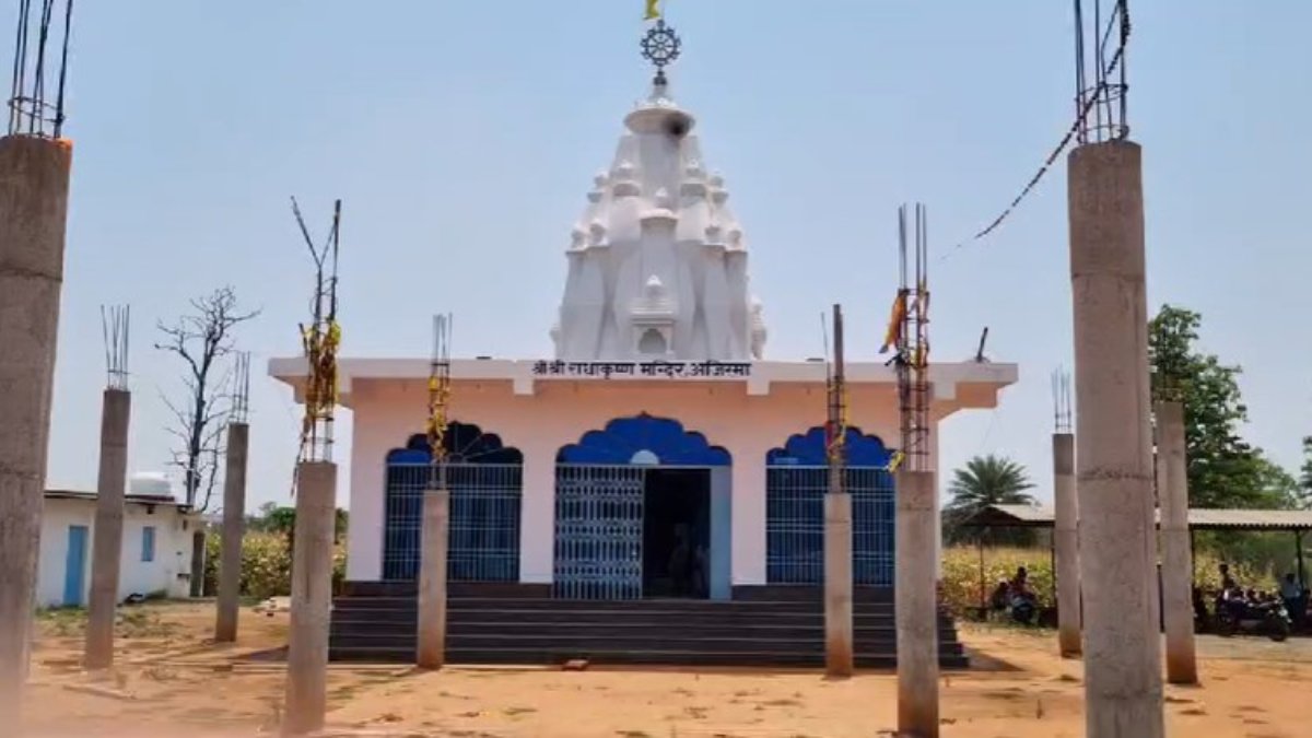 राधा-कृष्ण मंदिर में लाखों रुपए की चोरी, शातिर चोरों ने पार किए 4 लाख 87 हजार..