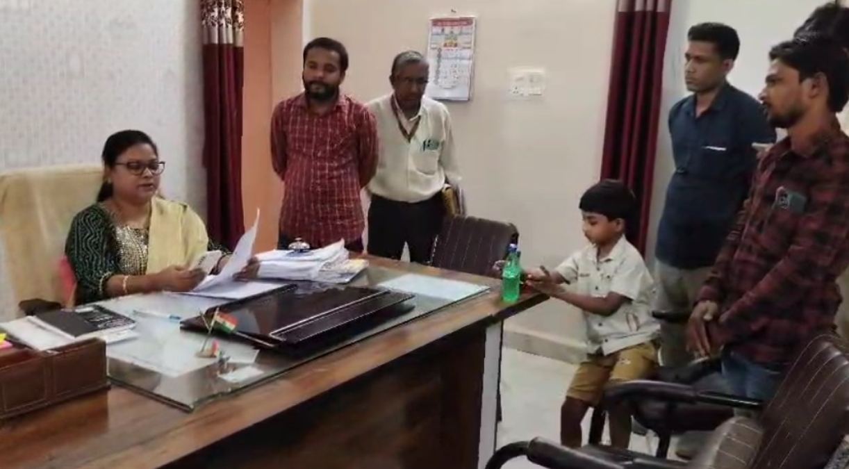 हाय रे बारिश: ओले गिरने से उड़द-मूंग की फसल बर्बाद, किसानों ने की मुआवजे की मांग