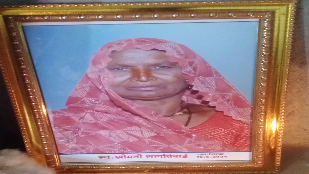 चार धाम की यात्रा पर गई महिला की यमुनोत्री में मौतः चौथे दिन की यात्रा में बिगड़ी तबीयत, डॉक्टरों ने मृत घोषित किया, CM ने की आर्थिक सहायता की घोषणा