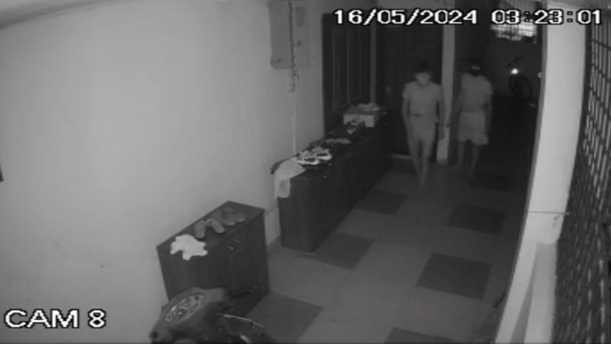 MP में चोरों का आतंक: ग्वालियर में शातिर वाहन चोर गिरफ्तार, इधर भोपाल में फिर सक्रिय चड्डी बनियान गिरोह, हथियार समेत घर में घुसने का Video वायरल