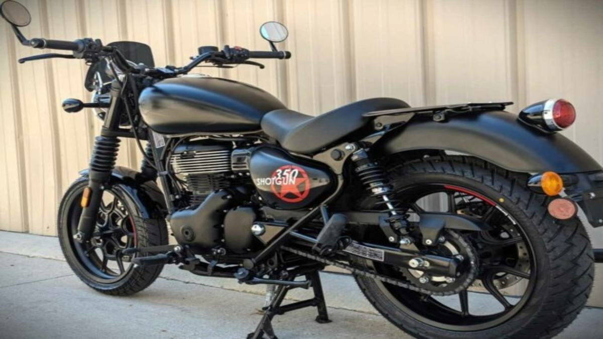 Royal Enfield Guerrilla 450 जल्द देगी मार्केट में दस्तक, जाने किन Bikes से होगा मुकाबला…