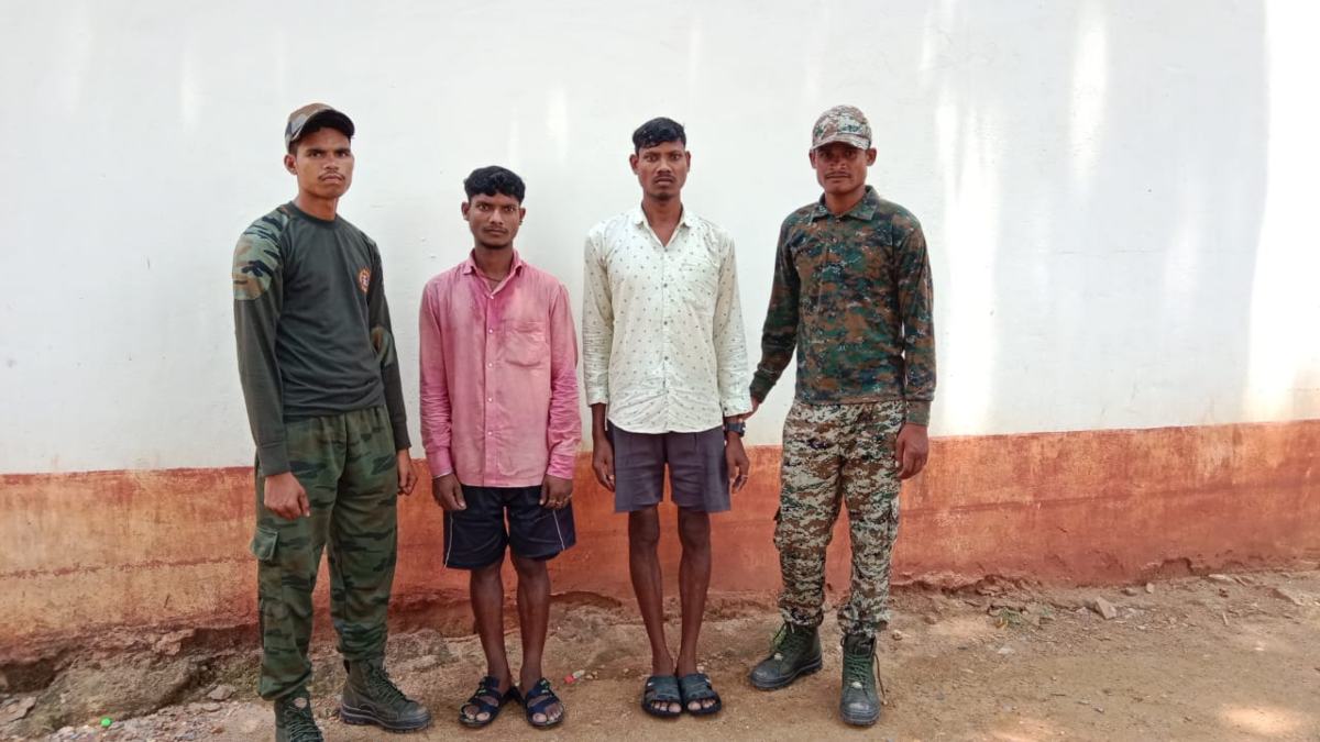 दंतेवाड़ा में सुरक्षा बलों को मिली बड़ी कामयाबी, 2 मिलिशिया नक्सली गिरफ्तार…
