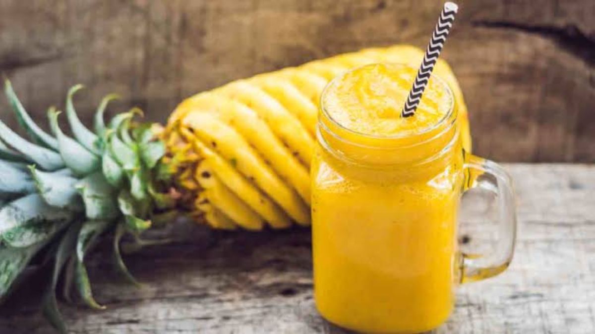 गर्मी में एक बार पीकर देखें Pineapple Lassi, स्वादिष्ट होने के साथ ही साथ है Healthy भी …