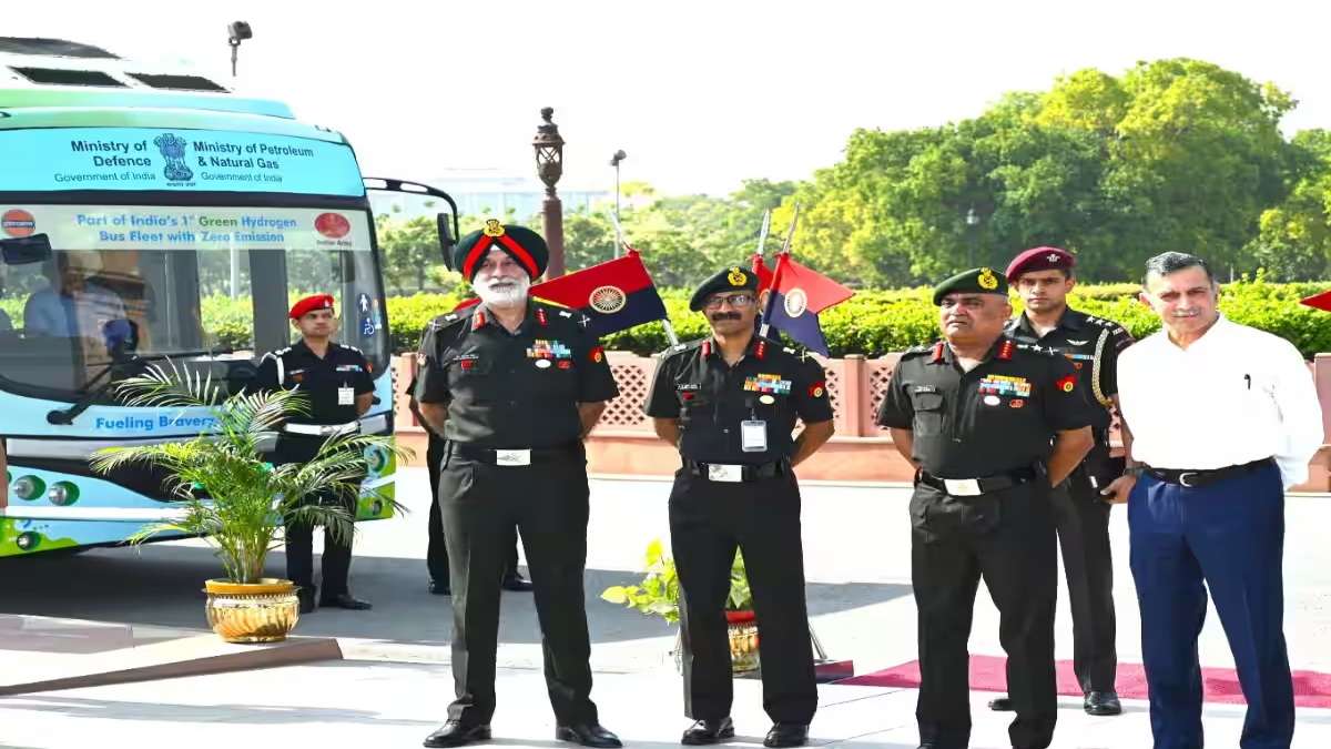 अब प्रदूषण को कम करने के लिए Indian army करेगी Hydrogen Bus का इस्तेमाल, जानें माइलेज और पूरी Details…