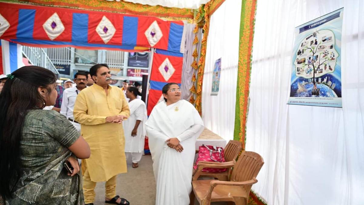 World No-Tobacco Day: विश्व तंबाकू निषेध दिवस पर लगी आध्यात्मिक प्रदर्शनी, MLA राजेश मूणत ने जागरुकता लाने के लिए की अपील…