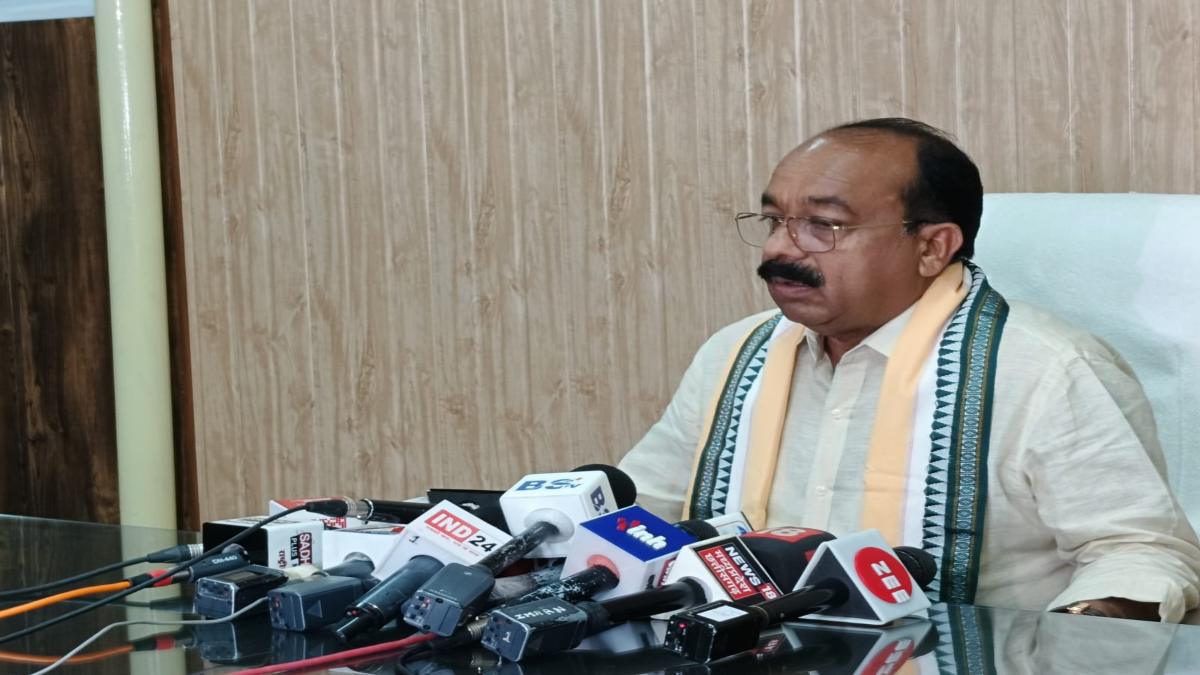 राहुल गांधी पर डिप्टी सीएम अरुण साव का तंज, कहा- अमेठी से गए वायनाड और अब वायनाड से आए रायबरेली, जनता करेगी विदा …