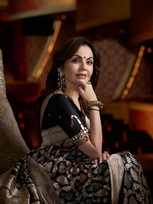 जब Nita Ambani ने शाहजहां के जमाने की ‘कलगी’ को बनाया बाजूबंद…