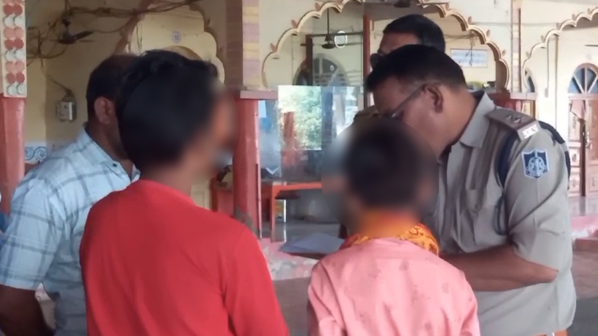 पंडिताई सीखने आए किशोरों को आचार्यों ने बनाया हवस का शिकार: कमरे में अकेले बुलाकर करते थे गंदा काम, एक पकड़ाया, दूसरा फरार