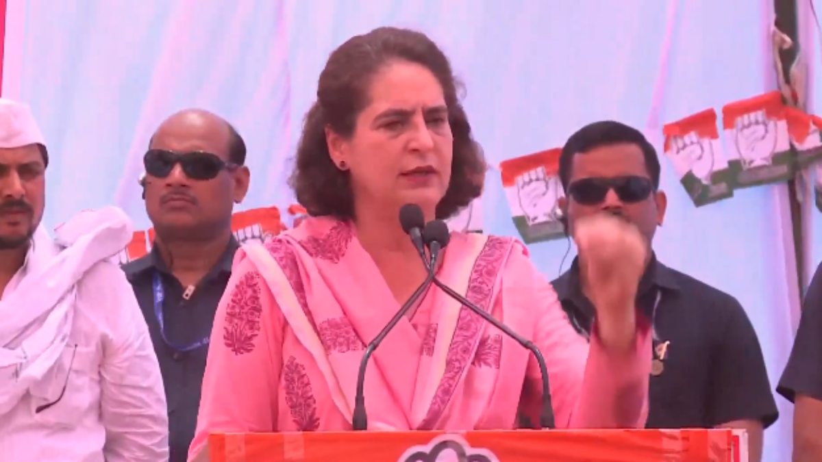 लोकसभा चुनाव : अमेठी से राहुल गांधी के हारने के बाद यहां के सभी विकास कार्य हो गए खत्म – प्रियंका गांधी