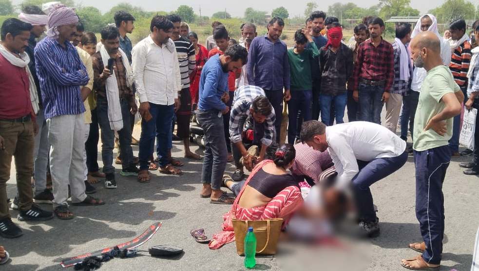 Gwalior में रफ्तार का कहर: लोडिंग वाहन की टक्कर से पिता की मौत, बेटा और बेटी गंभीर घायल