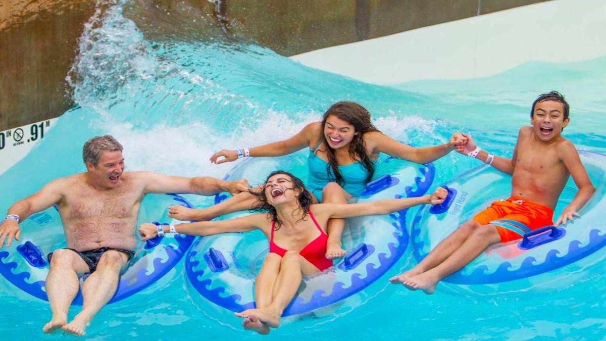 इस गर्मी आप भी कर रहे अपने दोस्तों के साथ Water Park जाने की Planning, तो इन सभी बातों का रखें ध्यान ताकि न हो मजा किरकिरा …