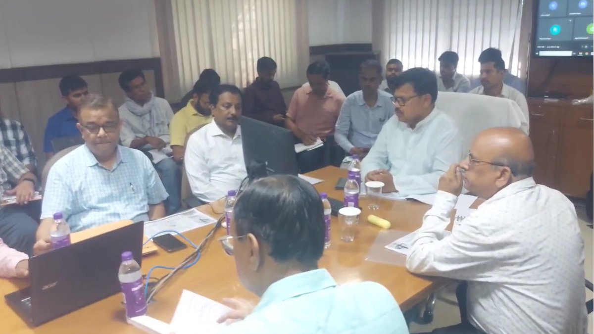 नौकरी करो इसके लिए किसी ने पीले चावल दिए थे क्या ?: ऊर्जा मंत्री ने ऐसा क्यों कहा