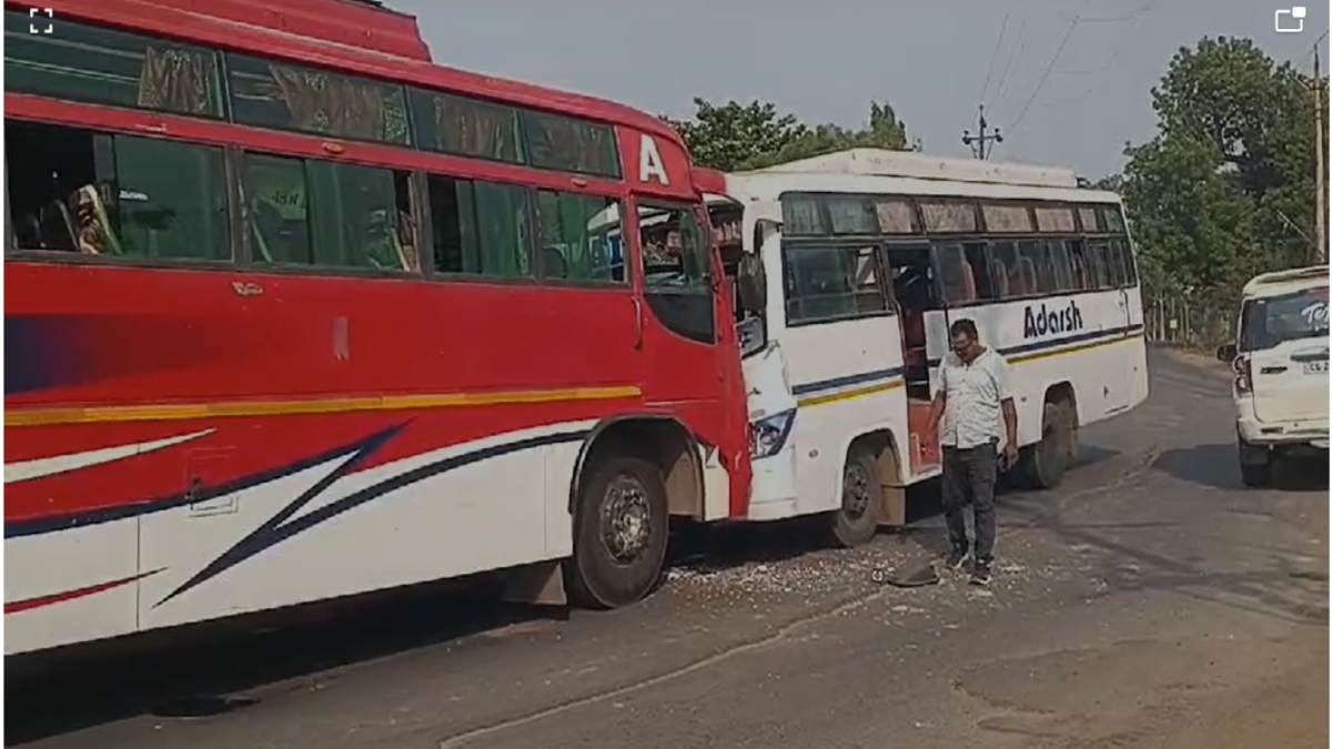 CG NEWS: दो बसों में आपस में भिड़ंत, कई यात्री घायल