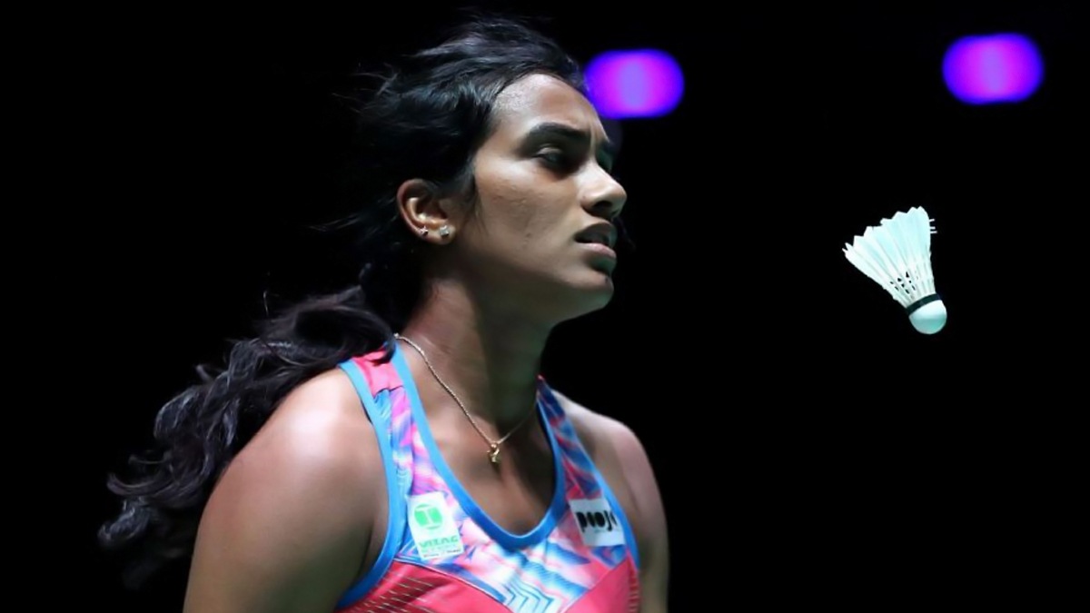 Singapore Open : स्पेन की कैरोलिना मारिन से हारकर सिंगापुर ओपन से बाहर हुईं पीवी सिंधु