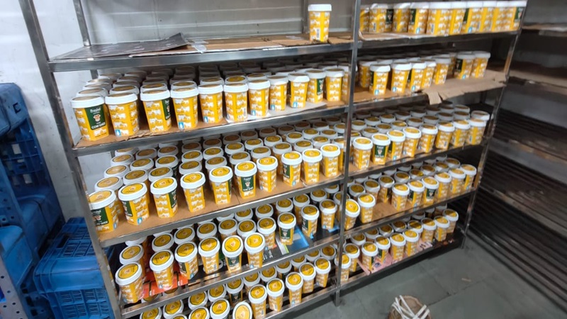 Rajasthan News: स्वास्थ्य विभाग की बड़ी कार्रवाई, 4 हजार 400 लीटर देशी घी 800 लीटर सरसों तेल सीज