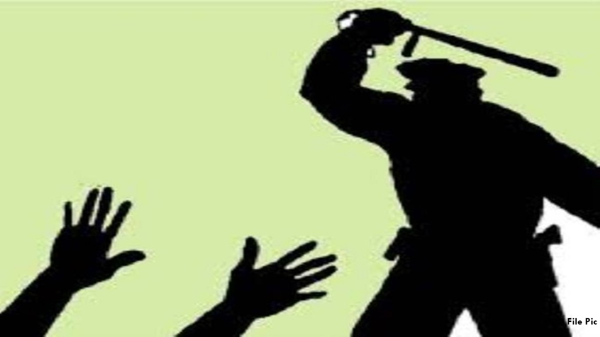 पुलिसकर्मी कर रहे थे 10 हजार की डिमांड: युवक ने CM हेल्पलाइन में की शिकायत तो नाराज हुए साहब, पीड़ित का ऐसा किया हाल कि…