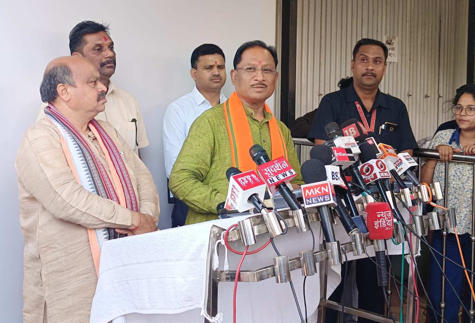 CM साय ने विपक्ष पर साधा निशाना, कहा- इनपर से उठ चुका है देश की जनता का विश्वास, अपनी स्पष्ट हार देखकर कर रहे अनर्गल बात