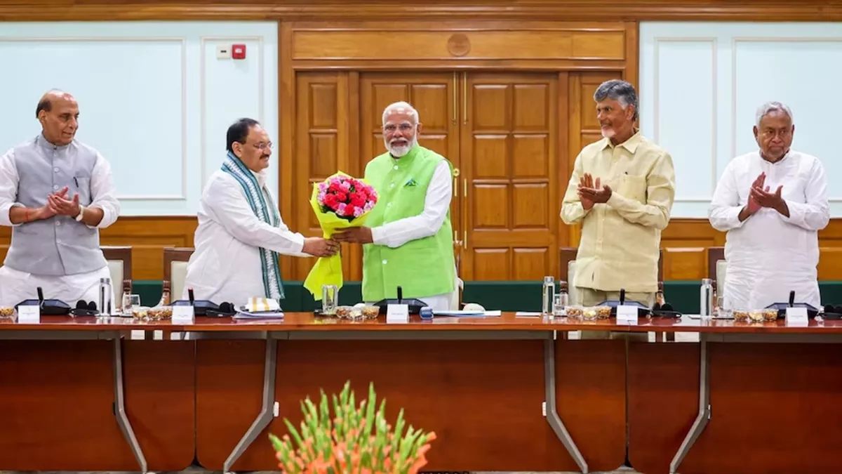 शपथ ग्रहण से पहले Modi ने कर दिया ‘खेला’? 293 सीट जीतने वाली NDA के सांसदों की संख्या अब 303 पहुंची, जानिए कैसे हुआ ये कमाल