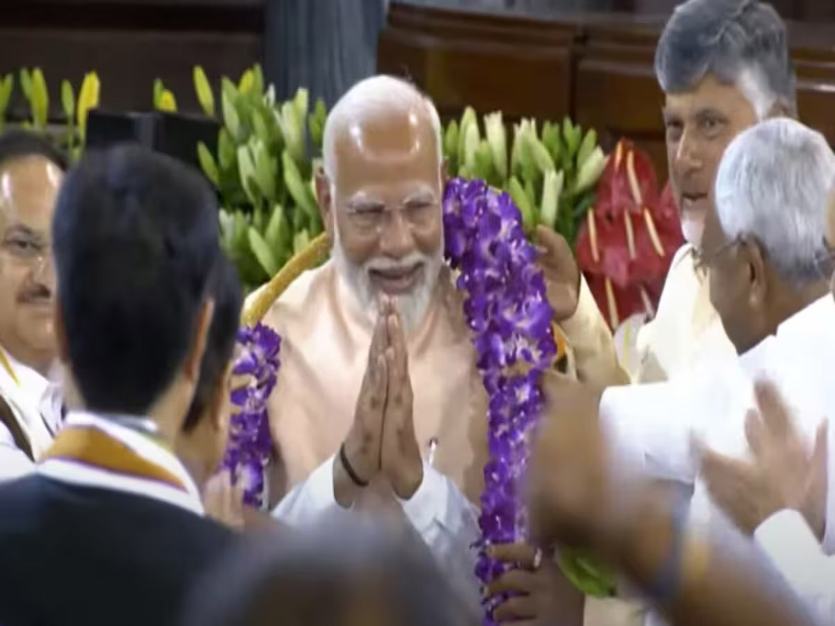 NDA की बैठक में नरेंद्र मोदी ने कहा – हमारा गठबंधन तीन पूर्ण सरकारें चला चुका ,अब यह चौथी सरकार की बारी