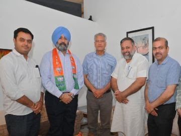 सुखविंदर पाल गरचा ने थामा बीजेपी का साथ, किया पार्टी प्रवेश