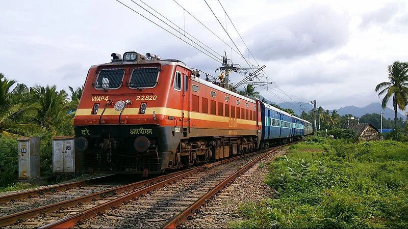800px-Indian_Railways