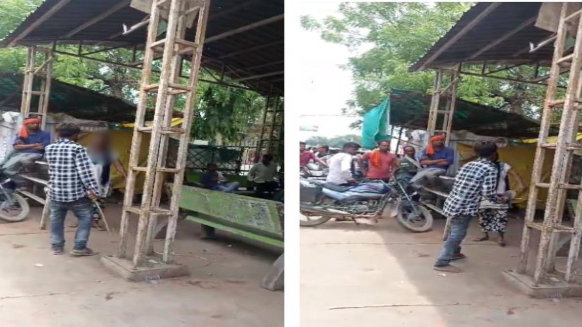 महिला की सरेआम पिटाई : युवक ने जूते और डंडे से जमकर पीटा, तमाशबीन बने रहे लोग, सामने आई ये वजह