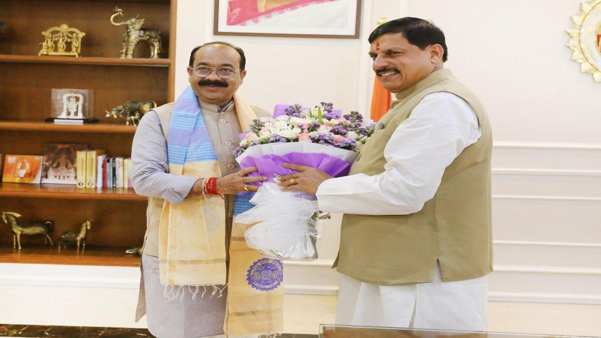 CG के डिप्टी CM ने MP के मुख्यमंत्री से की मुलाकात: करीब एक घंटे तक हुई चर्चा, अरुण साव ने दोनों राज्यों में नक्सल समस्या को लेकर कही ये बात